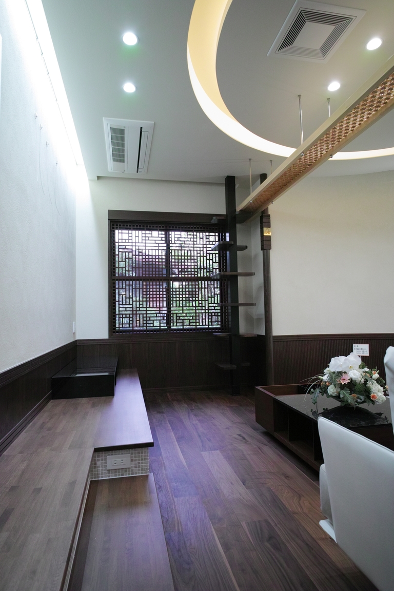 猫と暮らす家。リビング03。廣瀬慶二設計。